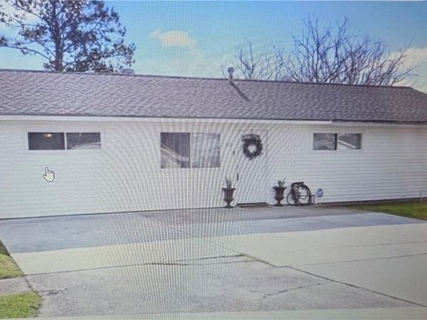 353 HELIS Drive , Waggaman, LA 70094