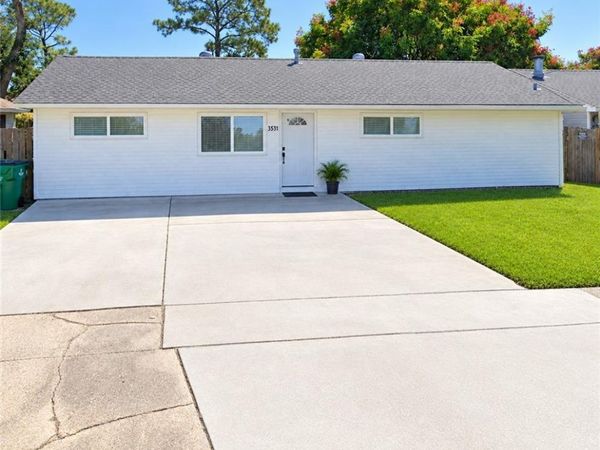 353 HELIS Drive, Waggaman, LA 70094