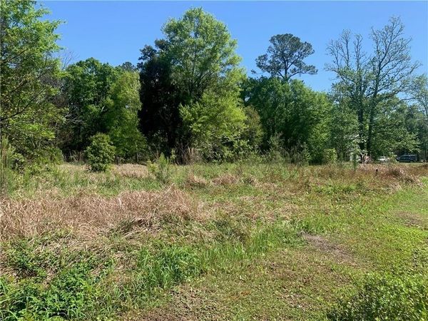9010 Little River Road , Bayou La Batre, AL 36509