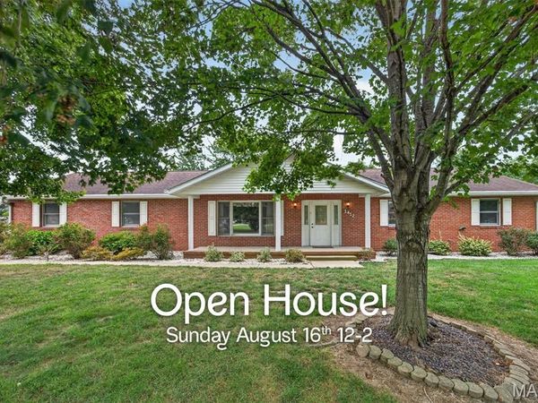 1412 Pinewood Lane, Breese, IL 62230