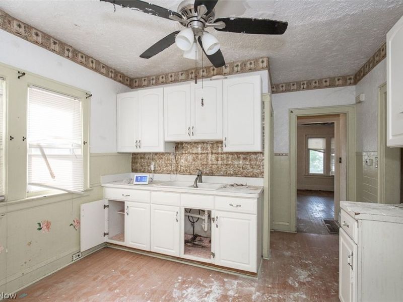17200 Endora Road, Cleveland, OH 44112 Photo 10