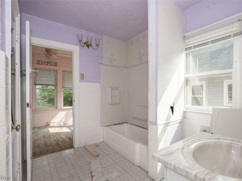 17200 Endora Road, Cleveland, OH 44112 Photo 14