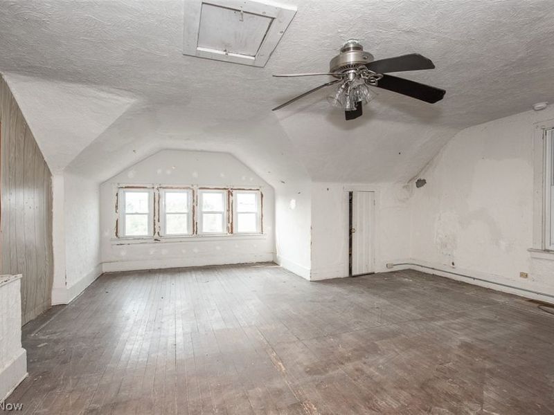 17200 Endora Road, Cleveland, OH 44112 Photo 28