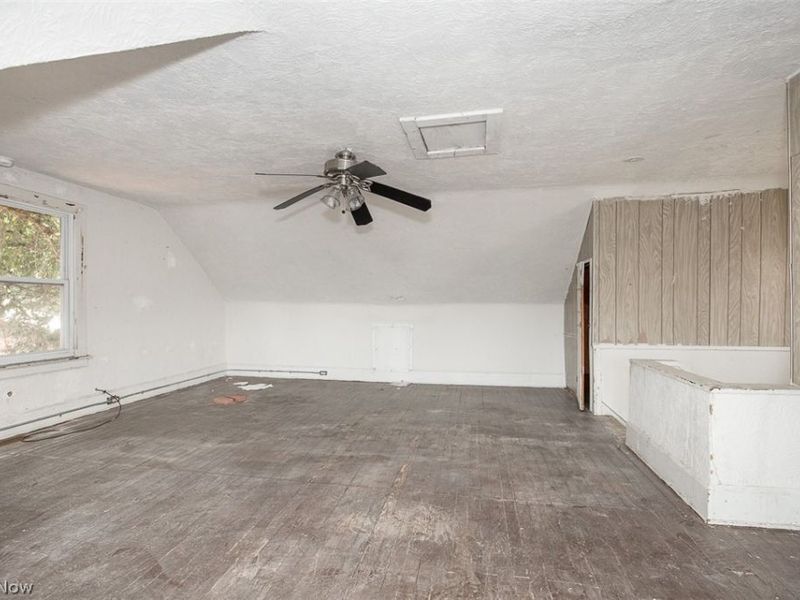 17200 Endora Road, Cleveland, OH 44112 Photo 29