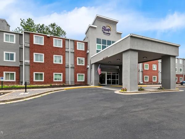 336 Henderson Chapel Road, Pigeon Forge, TN 37863