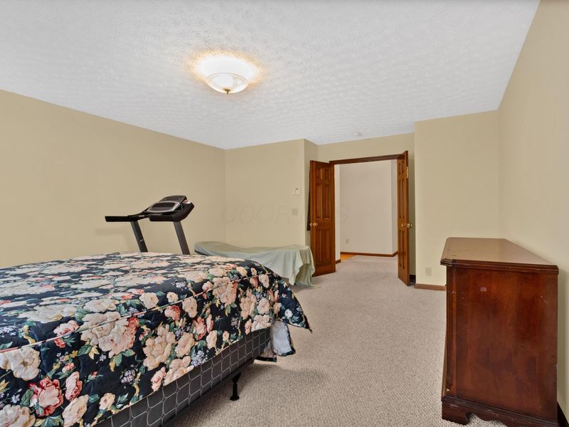 6681 Chelton Place, Westerville, OH 43082 Photo 23