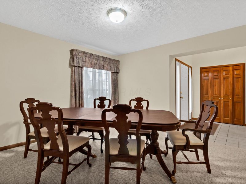 6681 Chelton Place, Westerville, OH 43082 Photo 9