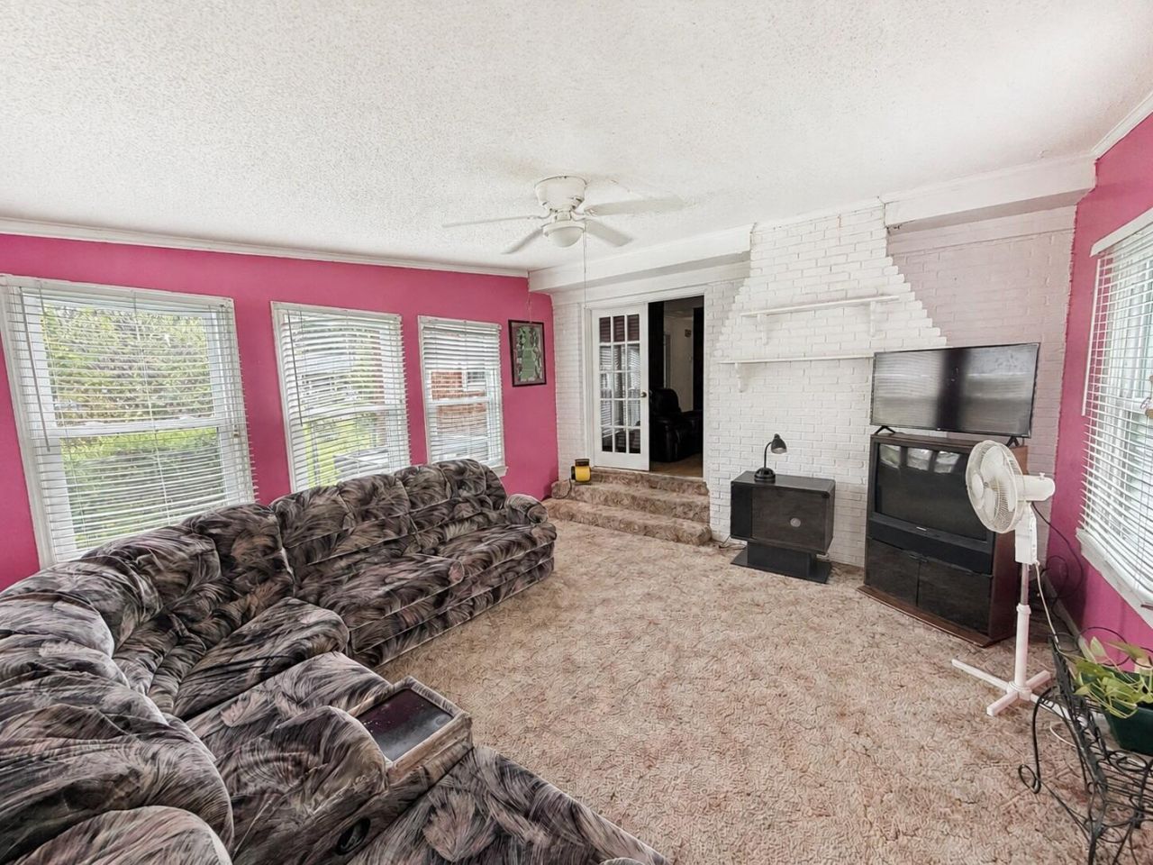 300 Driver Avenue Photo 26