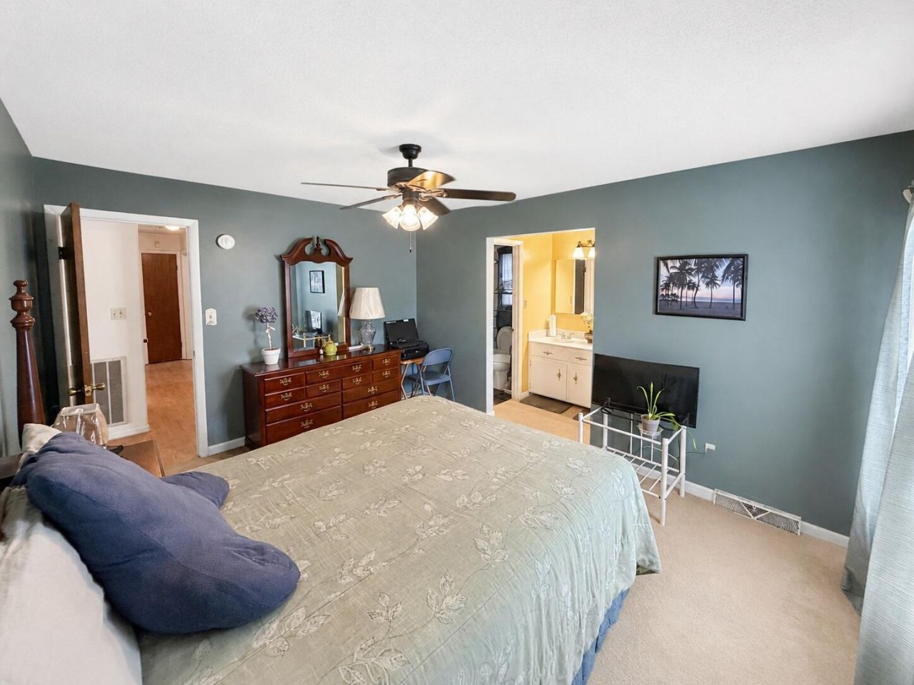 300 Driver Avenue Photo 8