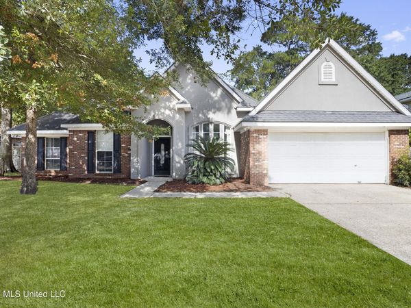 2255 Club Moss Circle, Biloxi, MS 39532