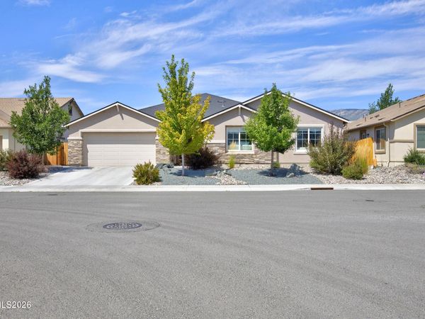 1513 Tule Peak Circle, Carson City, NV 89701