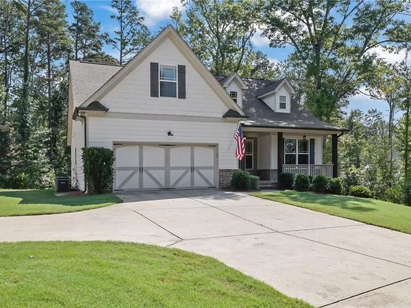 8130 Calloway Club Drive , Cumming, GA 30028
