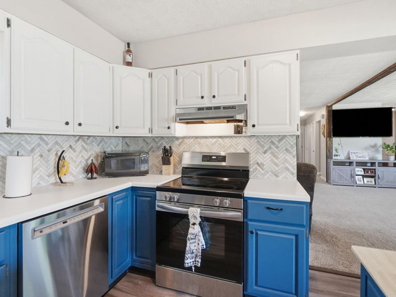 2475 Cherokee Drive, London, OH 43140 Photo 13
