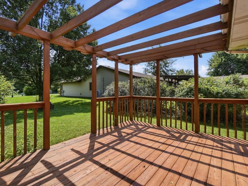 2475 Cherokee Drive, London, OH 43140 Photo 20