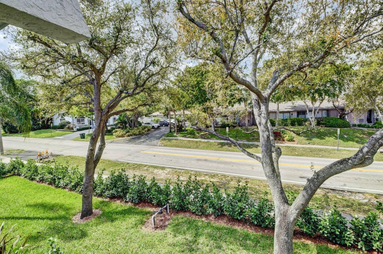 398 W Camino Real, Unit 1, Boca Raton, FL 33432 Photo