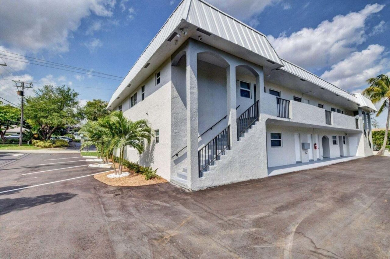 398 W Camino Real, Unit 1, Boca Raton, FL 33432 Photo