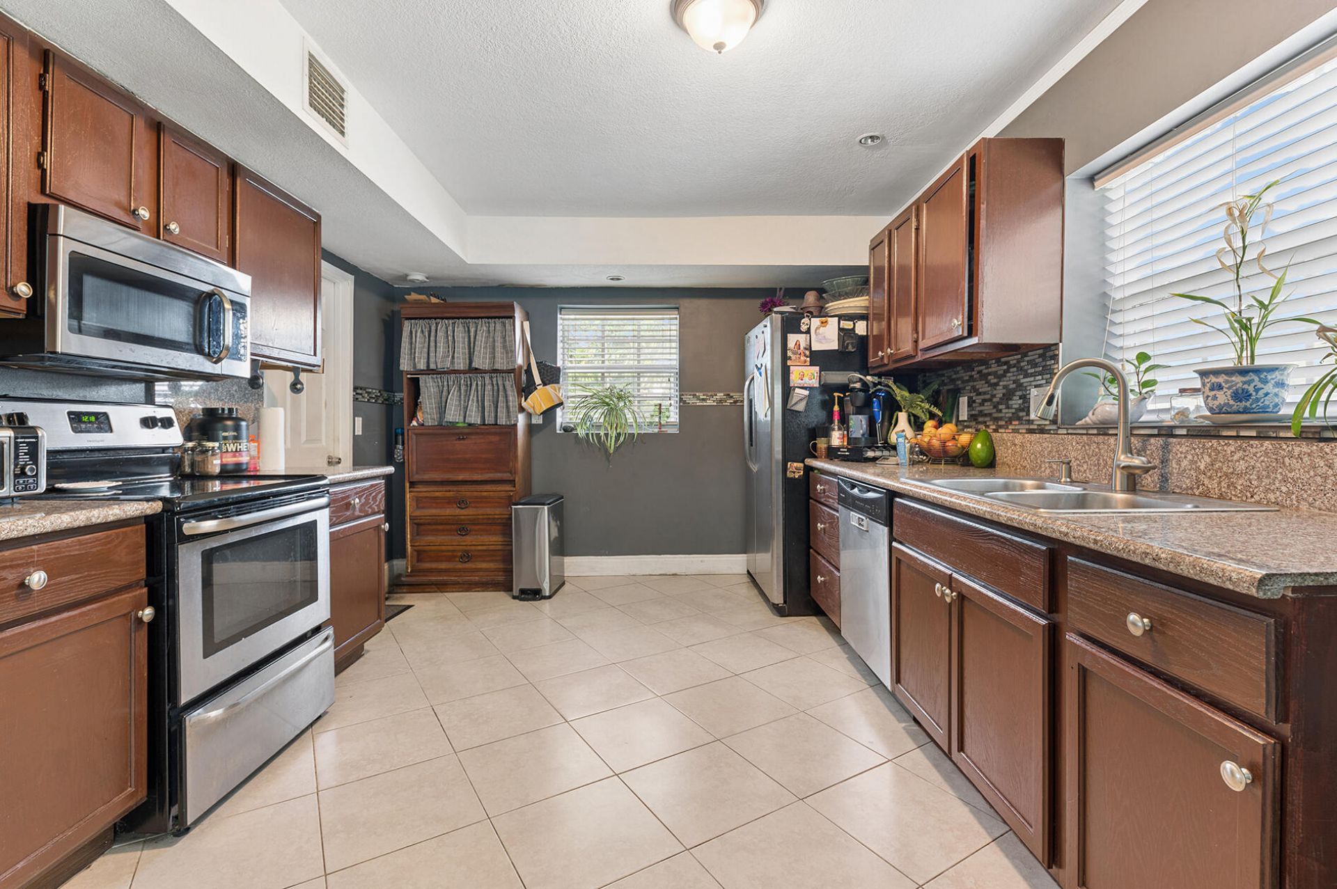 415 SW 7th Court, Boynton Beach, FL 33435 Photo
