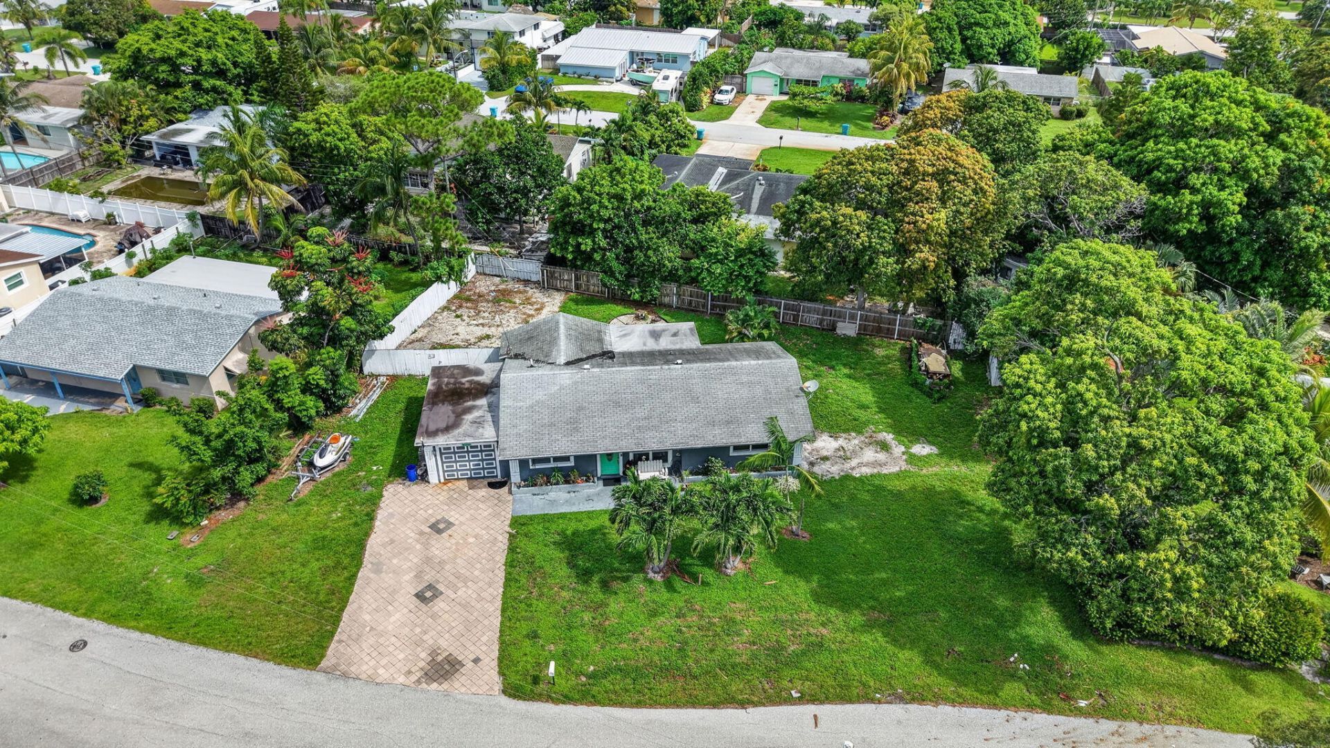 415 SW 7th Court, Boynton Beach, FL 33435 Photo