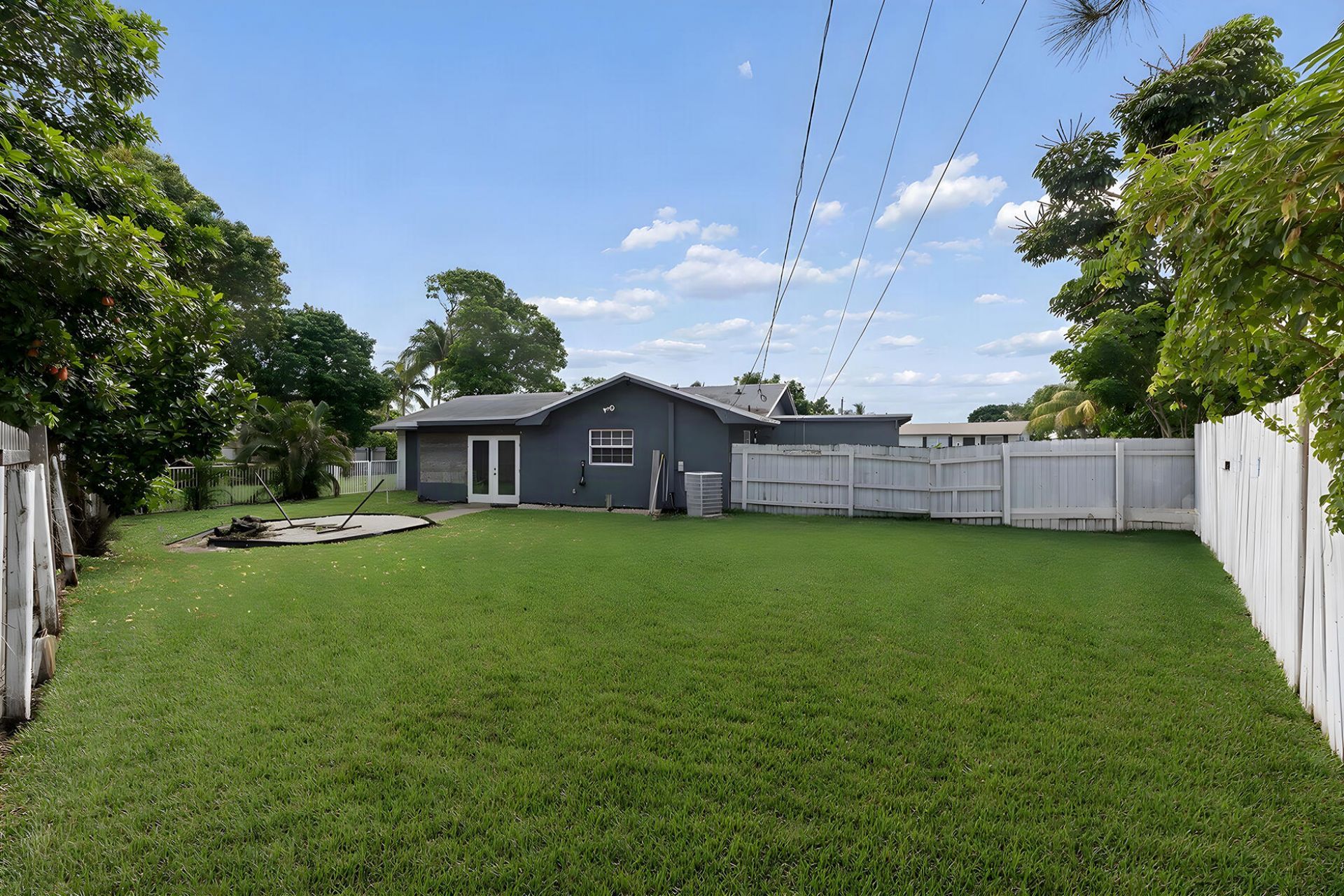 415 SW 7th Court, Boynton Beach, FL 33435 Photo