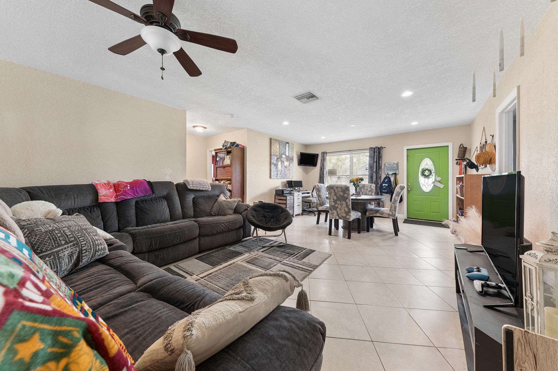 415 SW 7th Court, Boynton Beach, FL 33435 Photo