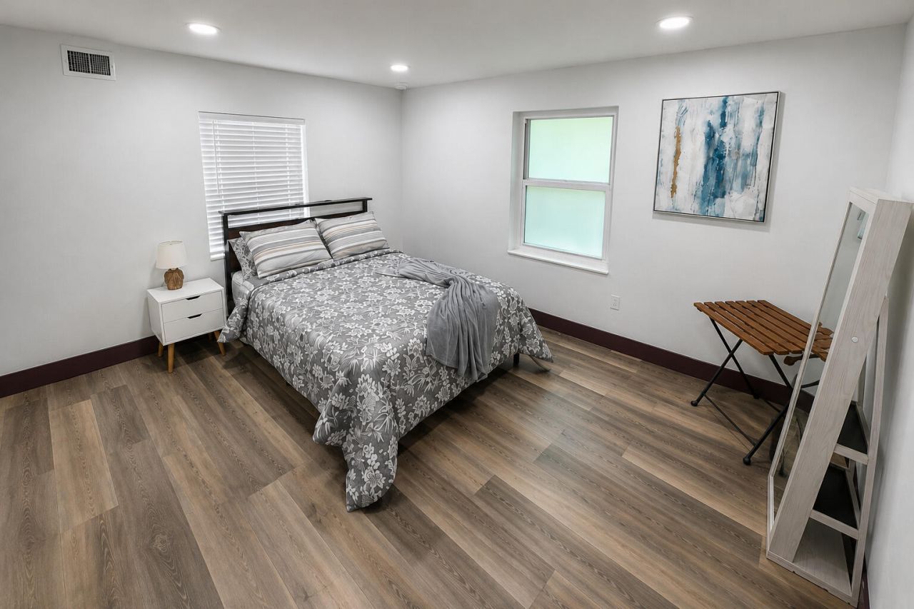 325 NW 135th Street, North Miami, FL 33168 Photo