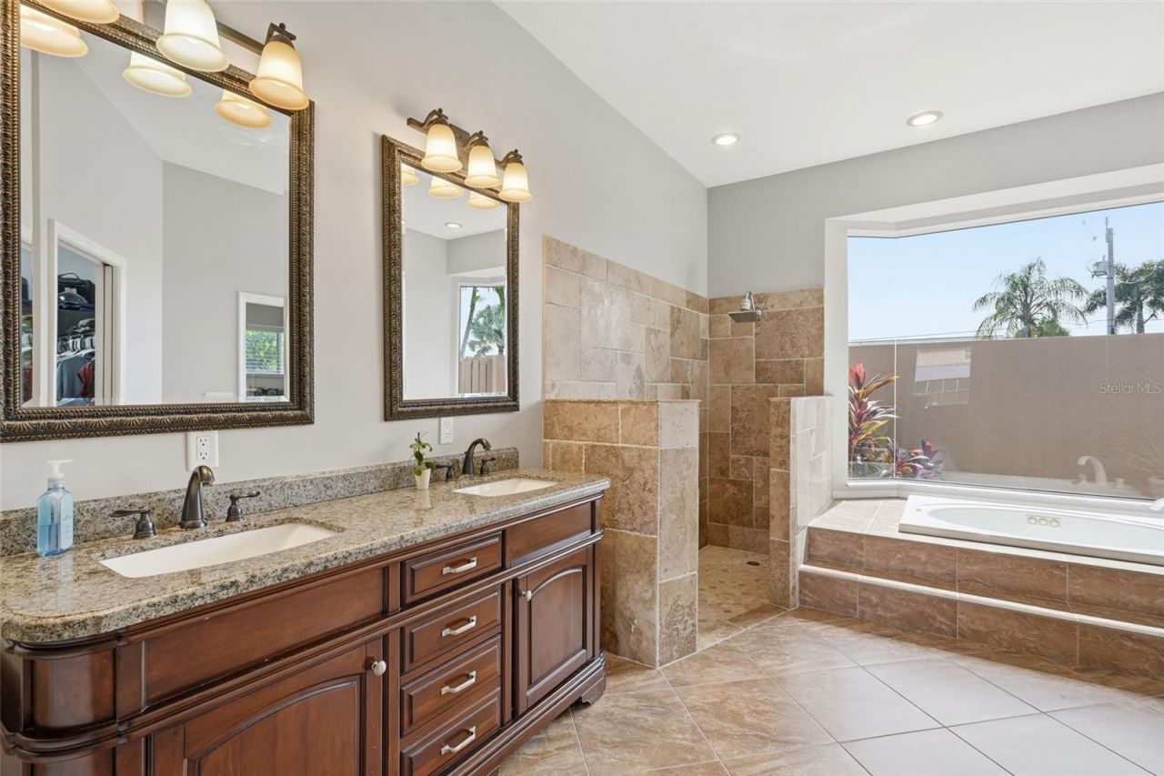 5020 SW 8th Place , Cape Coral, FL 33914 Photo