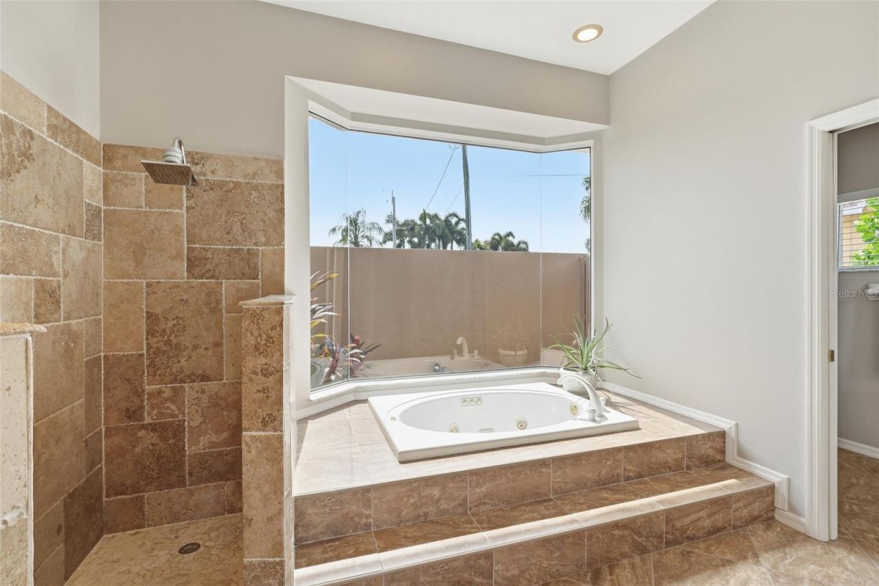 5020 SW 8th Place , Cape Coral, FL 33914 Photo