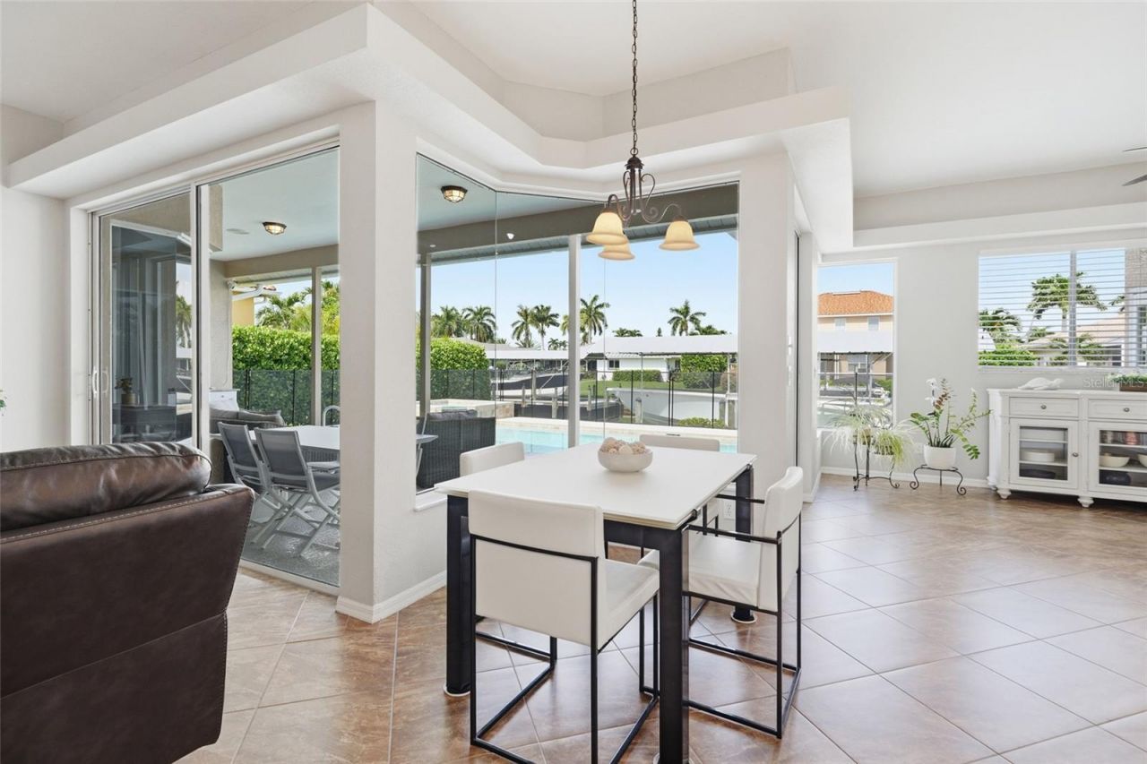 5020 SW 8th Place , Cape Coral, FL 33914 Photo