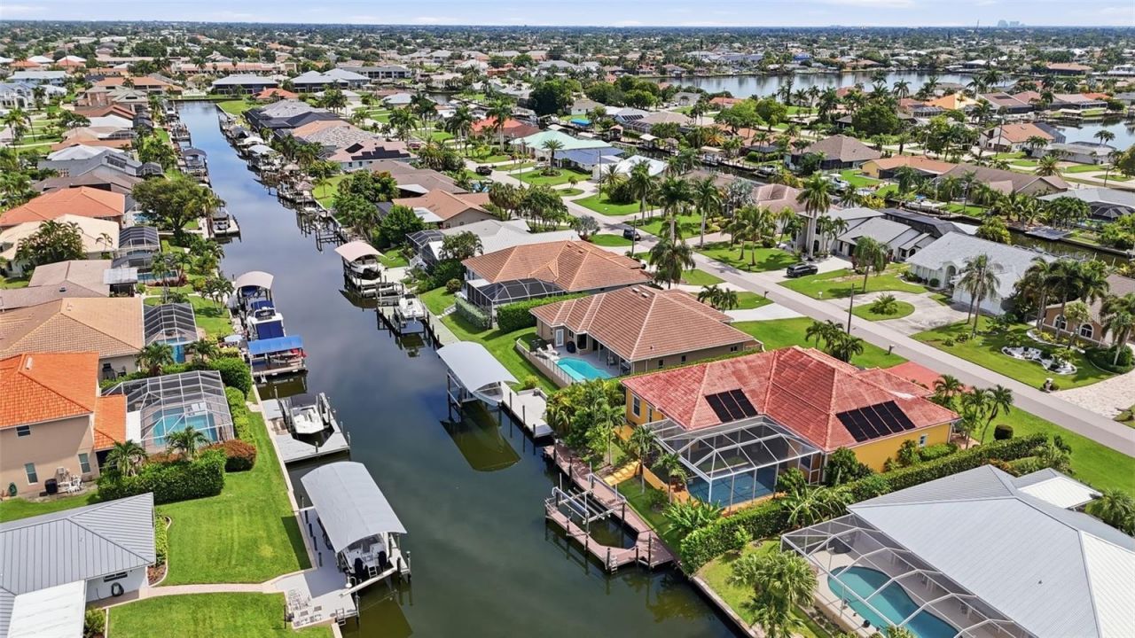 5020 SW 8th Place , Cape Coral, FL 33914 Photo