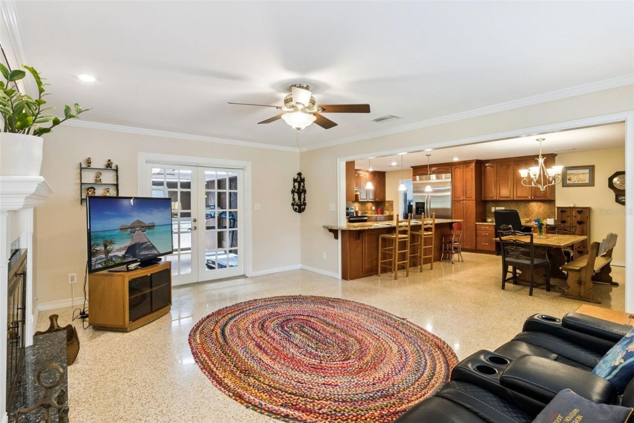101 Ronele Drive , Brandon, FL 33511 Photo
