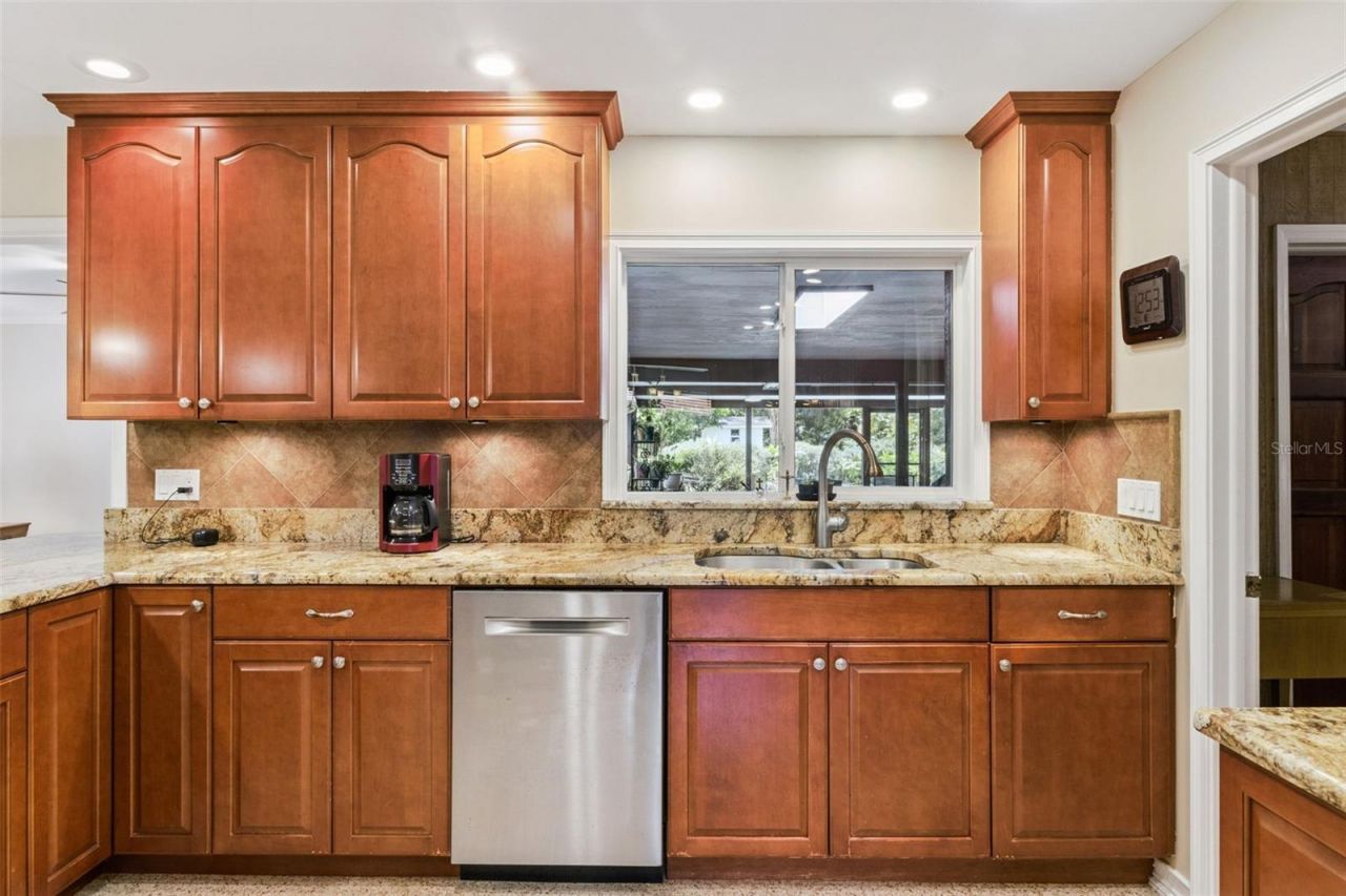 101 Ronele Drive , Brandon, FL 33511 Photo