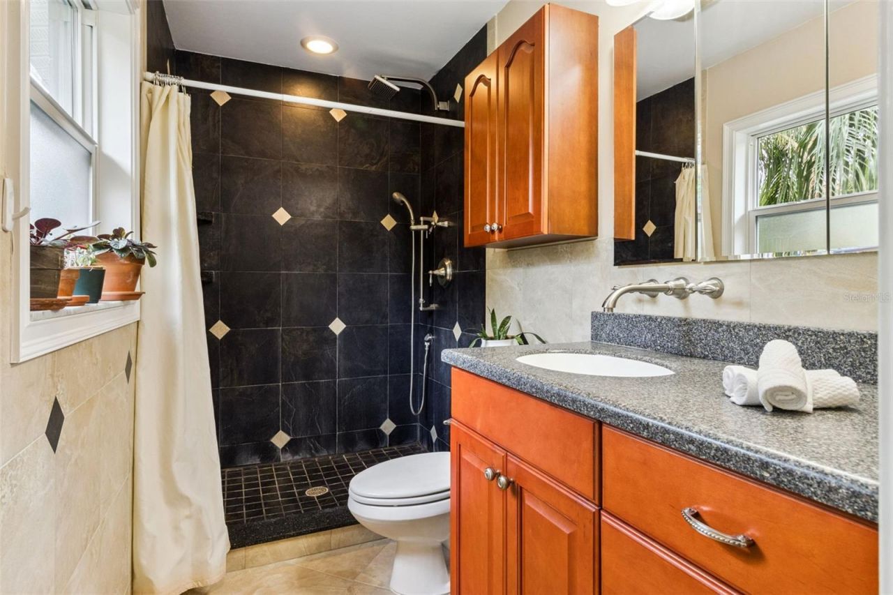 101 Ronele Drive , Brandon, FL 33511 Photo