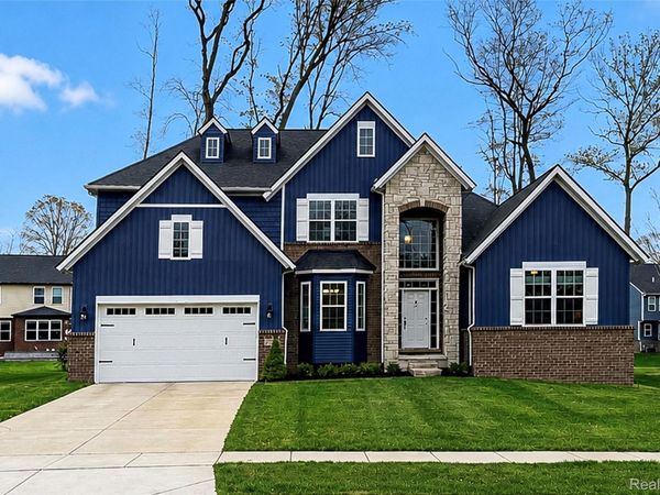343 Amelia Circle , South Lyon, Mi 48178