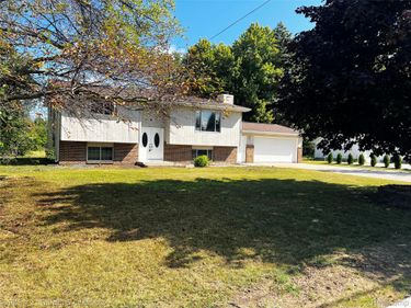 1954 W Midland Road, Williams Township, Mi 48611