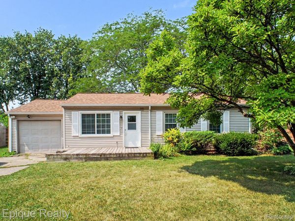 2789 Wellesley Drive , Saginaw Township, Mi 48603