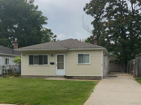 6475 N Highland Street , Dearborn Heights, Mi 48127