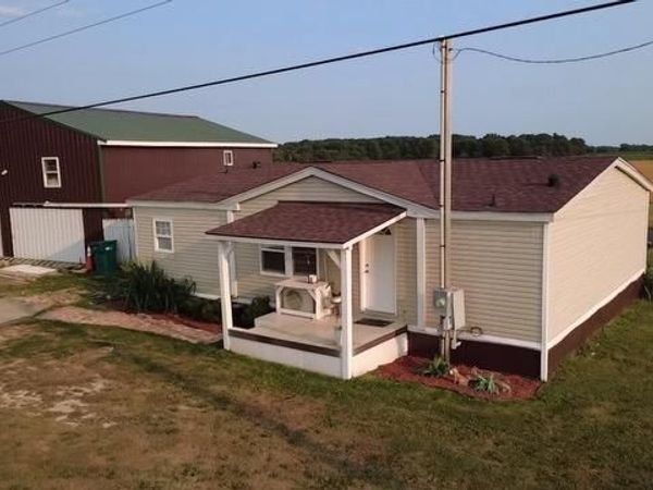 1010 McConnell Highway , Benton Township, Mi 48813