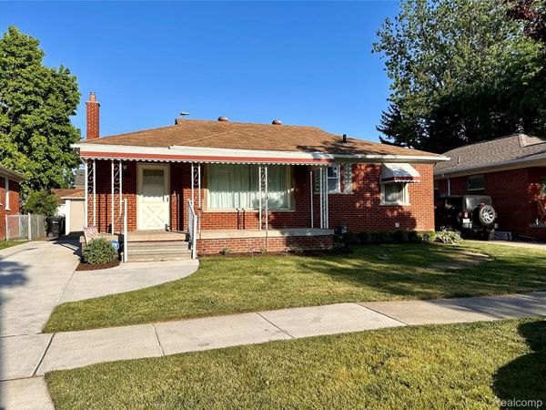 6790 WINONA Avenue, Allen Park, Mi 48101