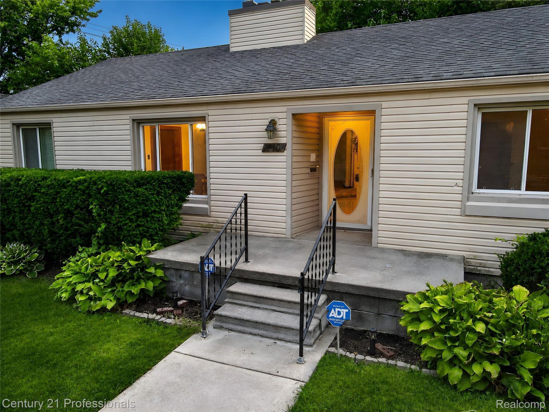 18407 Garfield, Redford Township, Mi 48240 Main Photo