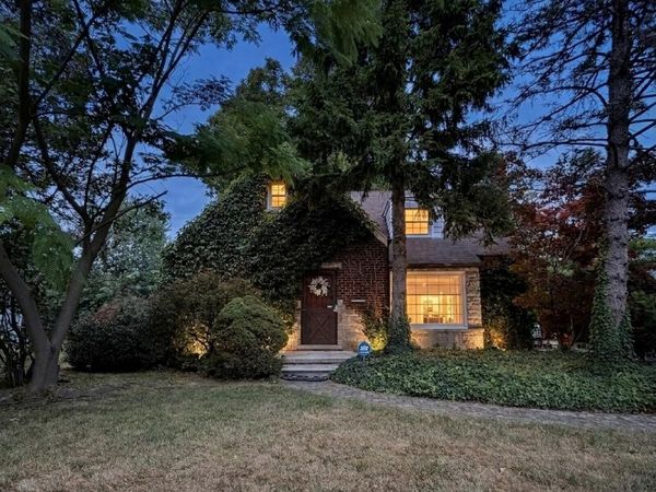 20695 Huntington Avenue , Harper Woods, Mi 48225