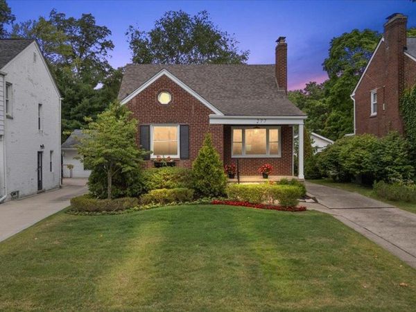 277 Beaupre Avenue, Grosse Pointe Farms, Mi 48236