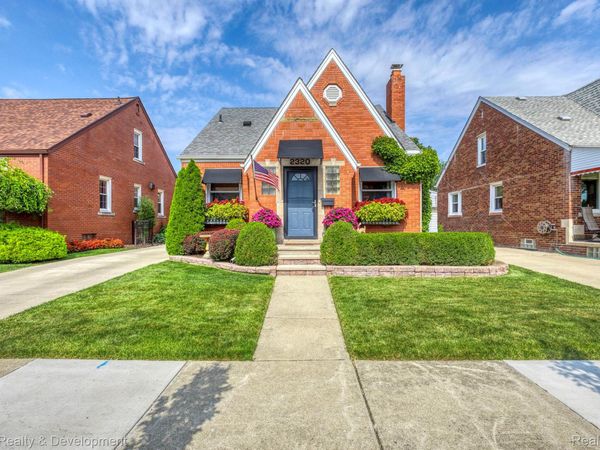 2320 Fort Park Boulevard, Lincoln Park, Mi 48146