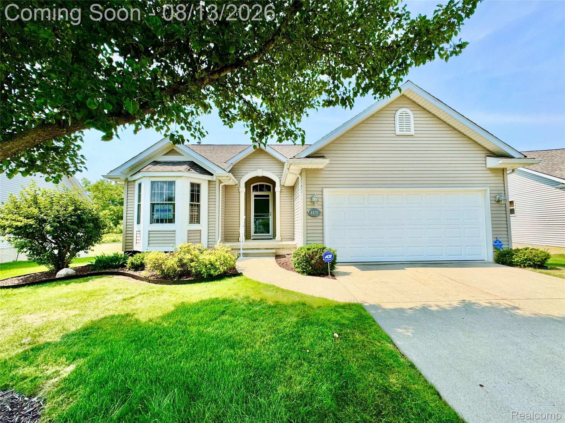 4470 Cross Creek Boulevard, Unit 94, Burton, Mi 48509 Main Photo