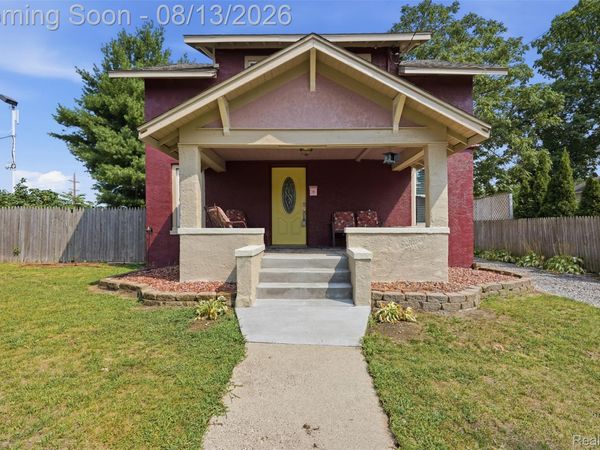 107 2nd Street, Fenton, Mi 48430