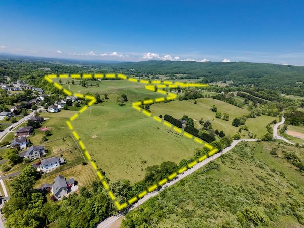 1801 Toms Creek RD , Blacksburg, VA 24060