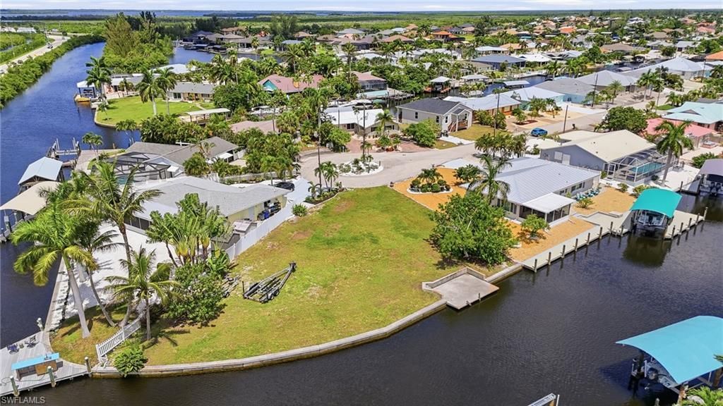 12100 Moon Shell Dr , Matlacha Isles, FL 33991 Photo