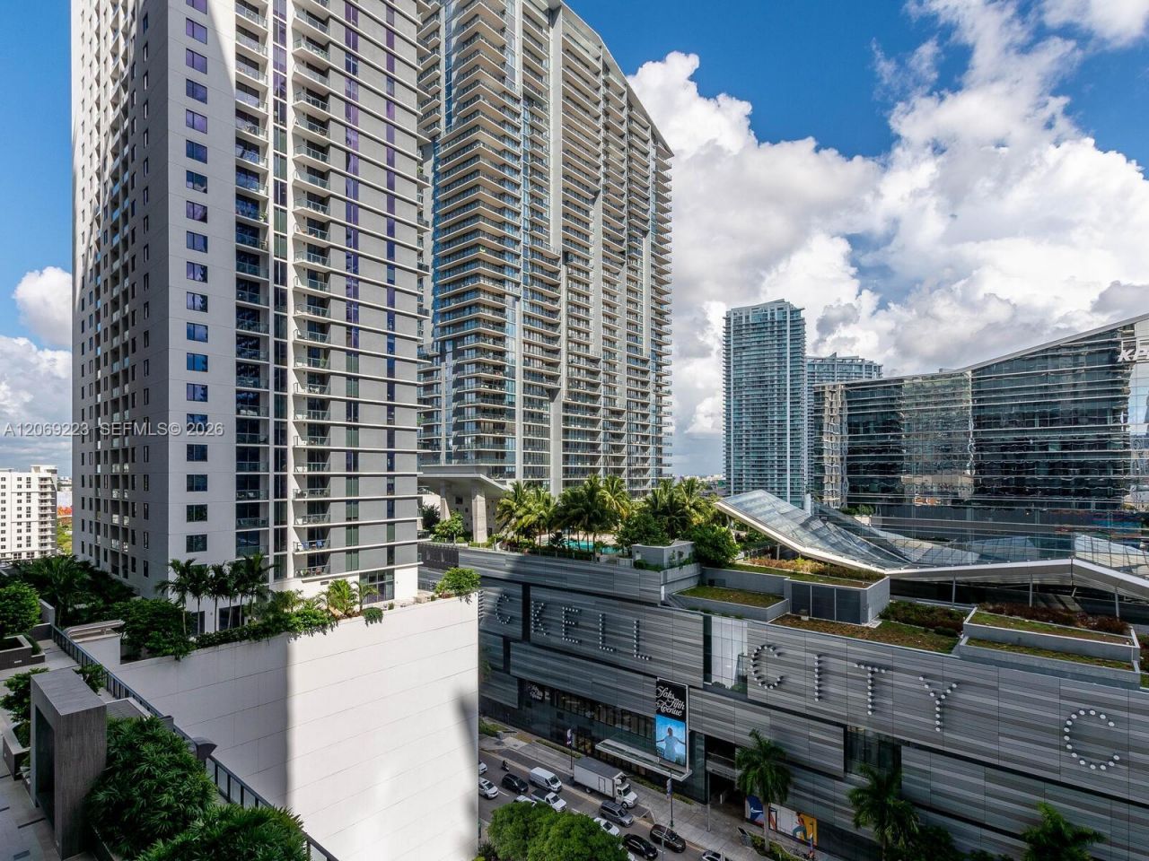 45 SW 9th St , Unit 1201, Miami, FL 33130 Photo