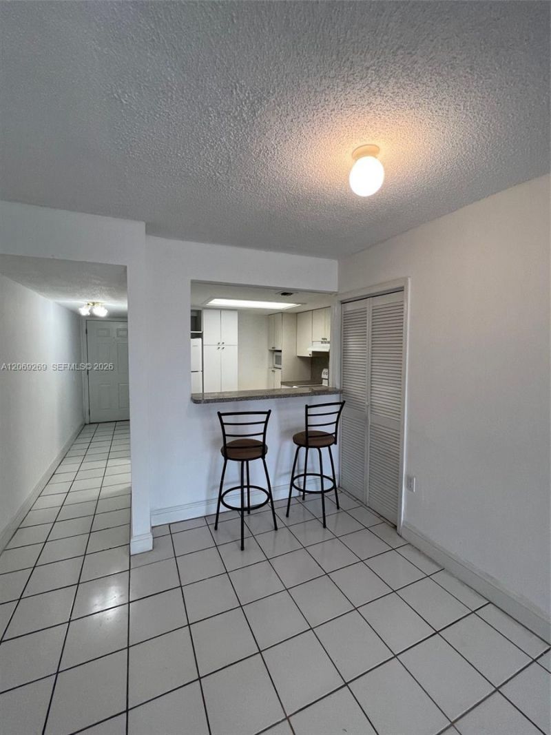 10500 SW 8th St , Unit 410, Miami, FL 33174 Photo