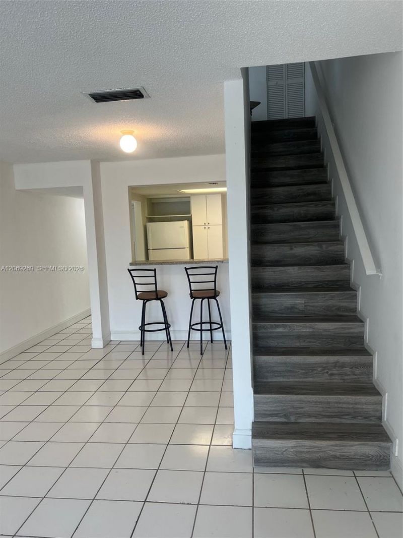 10500 SW 8th St , Unit 410, Miami, FL 33174 Photo