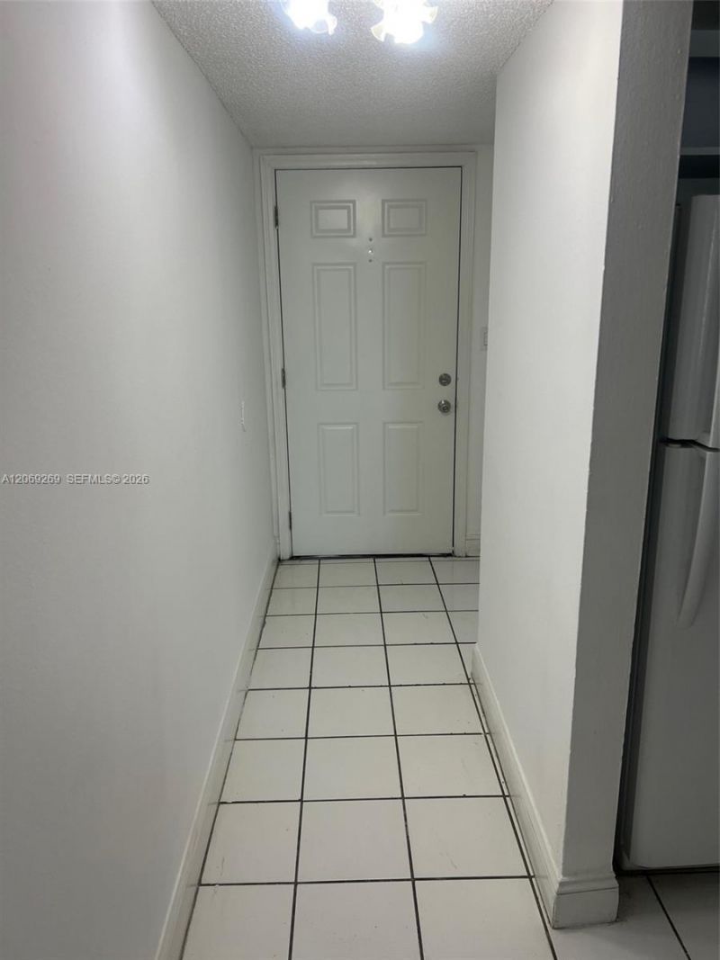 10500 SW 8th St , Unit 410, Miami, FL 33174 Photo